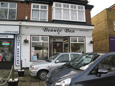 Unisex Hair Design By Beauty Box Westerham