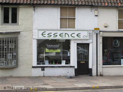 Essence Lincoln