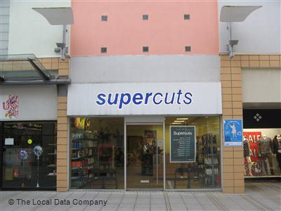 Supercuts King&quot;s Lynn