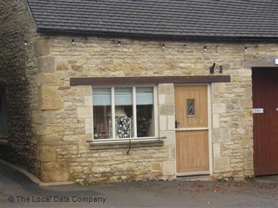 Hairdressers Stow-On-The-Wold