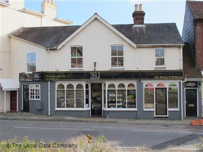 The No. 11 Salon Lymington