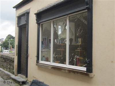 Llewellyns Hair Studio Bridgend