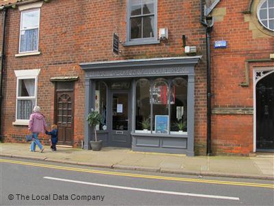 Debonhair Studio Beverley